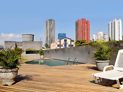 Aparthotel Twin Towers 